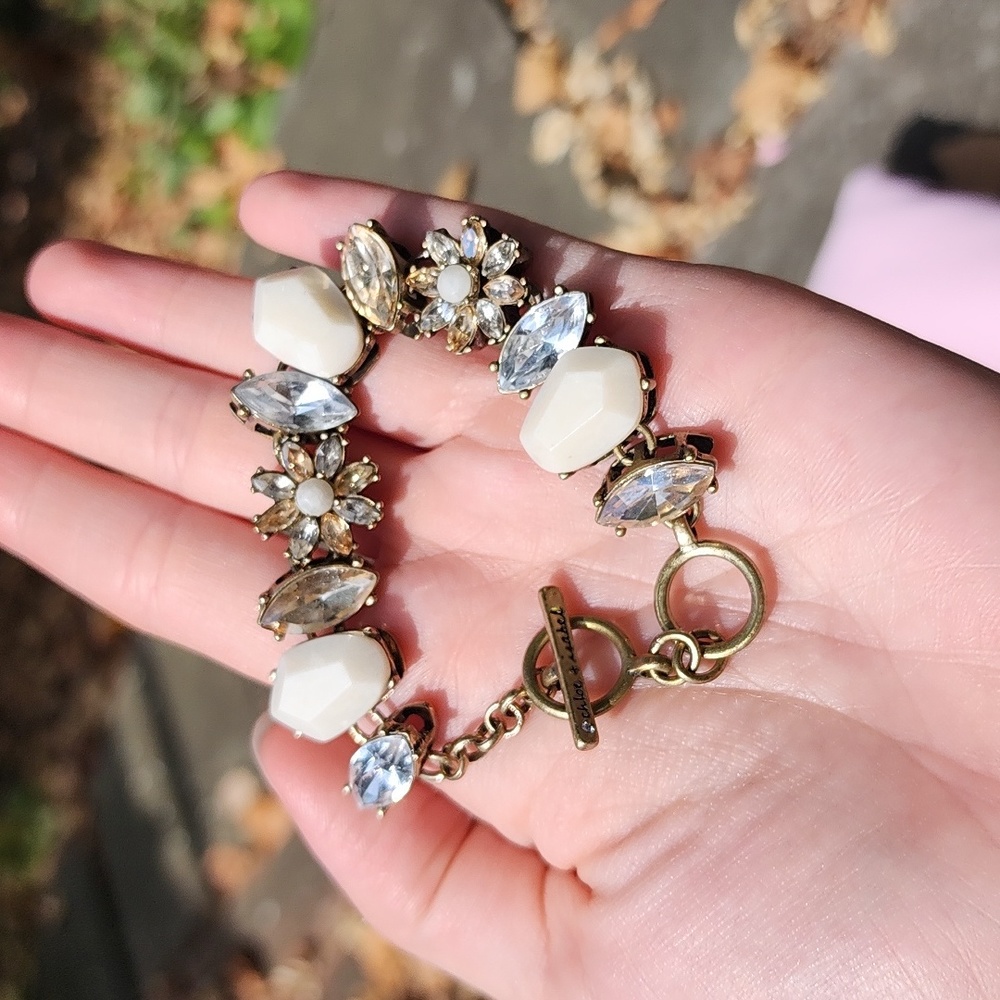 Chloe and Isabel Gardenia bracelet